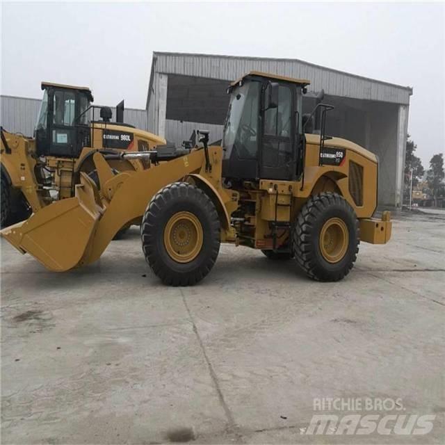 CAT 950K Kolesové nakladače
