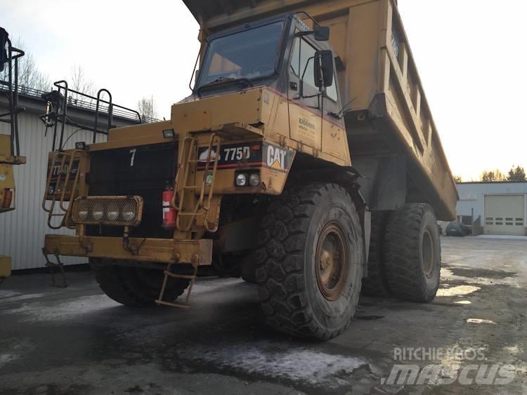 CAT 775 D Pevné dempry