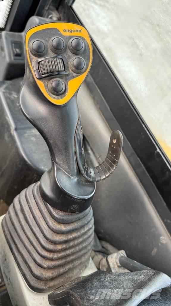 Komatsu PC 26 MR-3 Mini rýpadlá < 7t