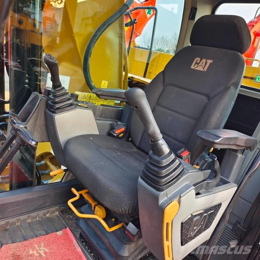 CAT 320GC Pásové rýpadlá