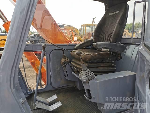 Hitachi EX 60 Pásové rýpadlá