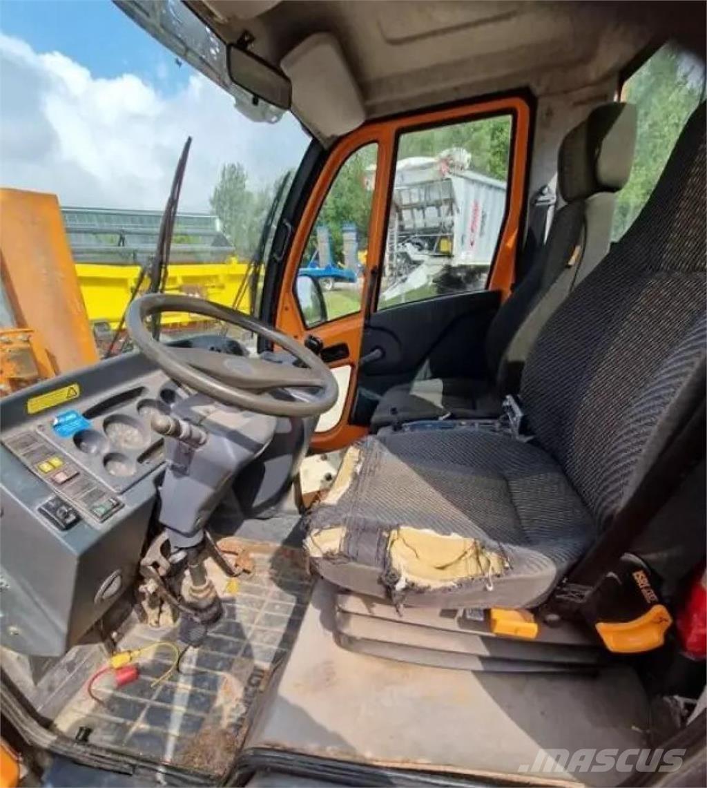 Multicar M 30 Nosiče náradia