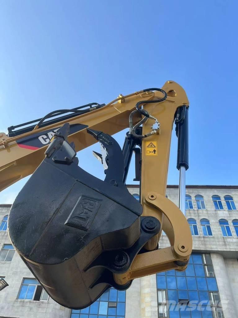 CAT 305.5E2 Pásové rýpadlá