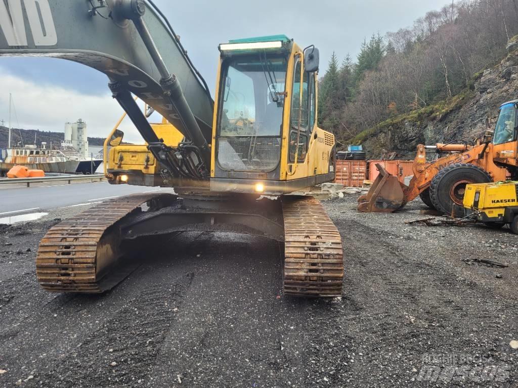 Volvo EC 240 Pásové rýpadlá