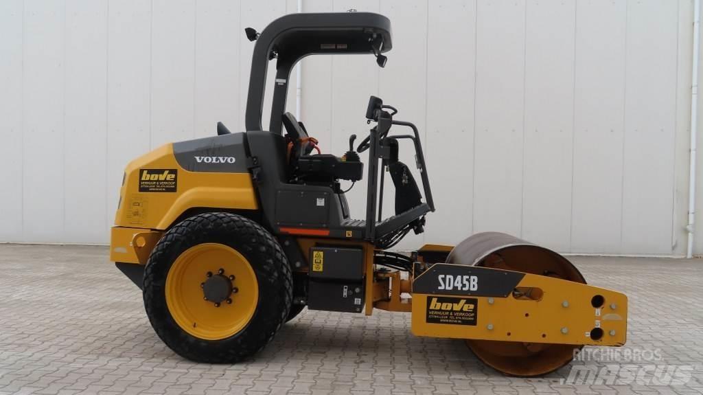 Volvo SD45B Ťahačové valce