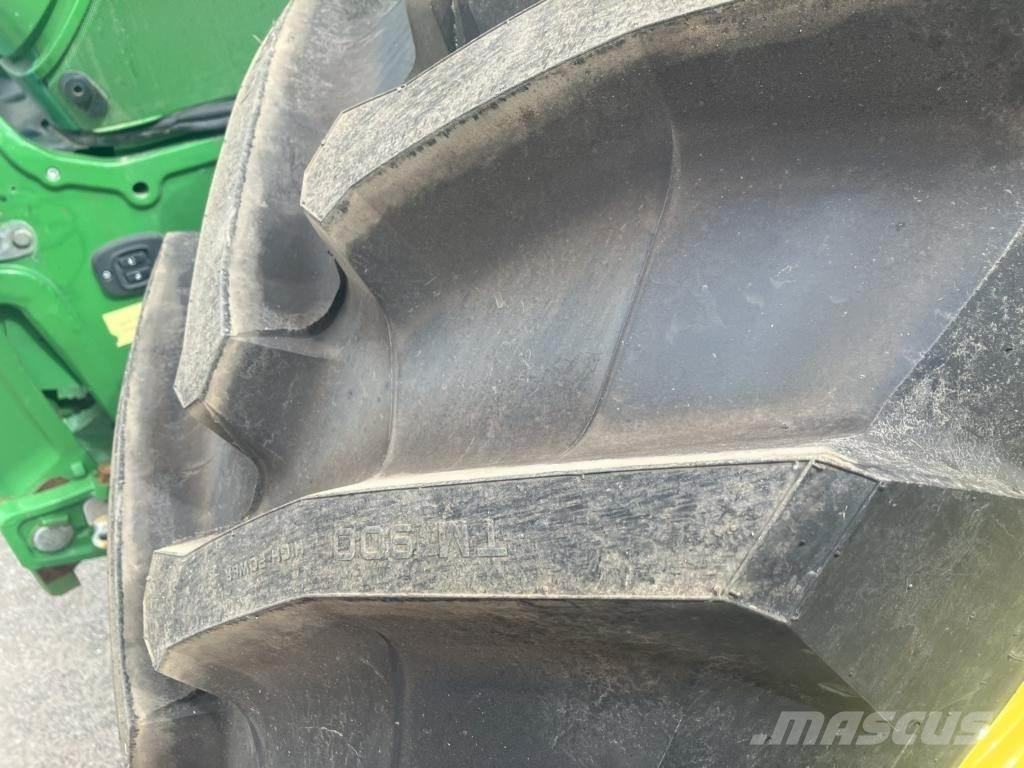 John Deere 6250R Traktory