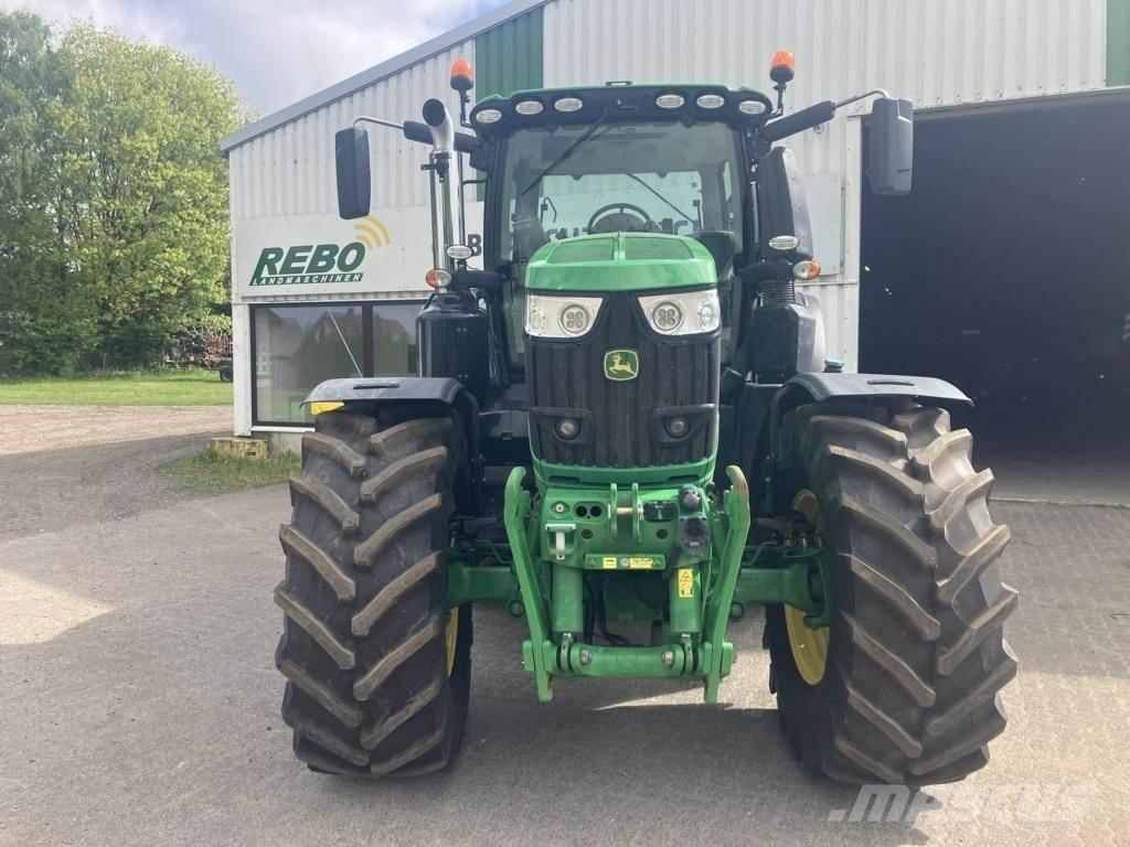 John Deere 6250R Traktory