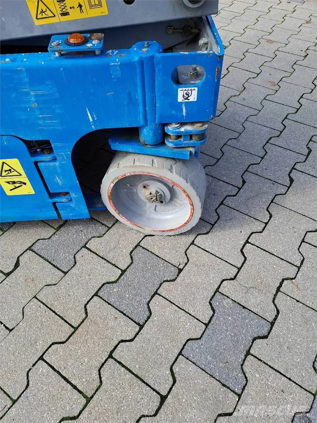 Genie GS 1932 Nožnicové zdvíhacie plošiny