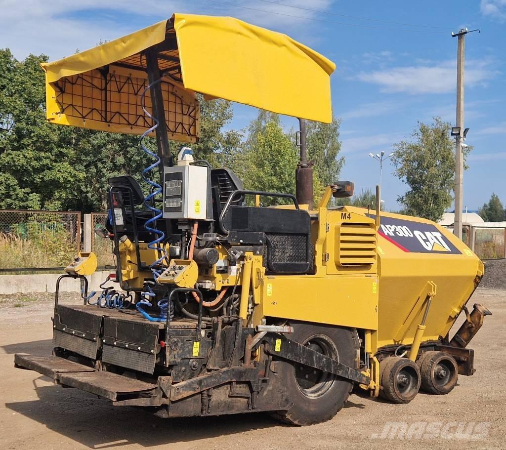 CAT AP300 Finišéry