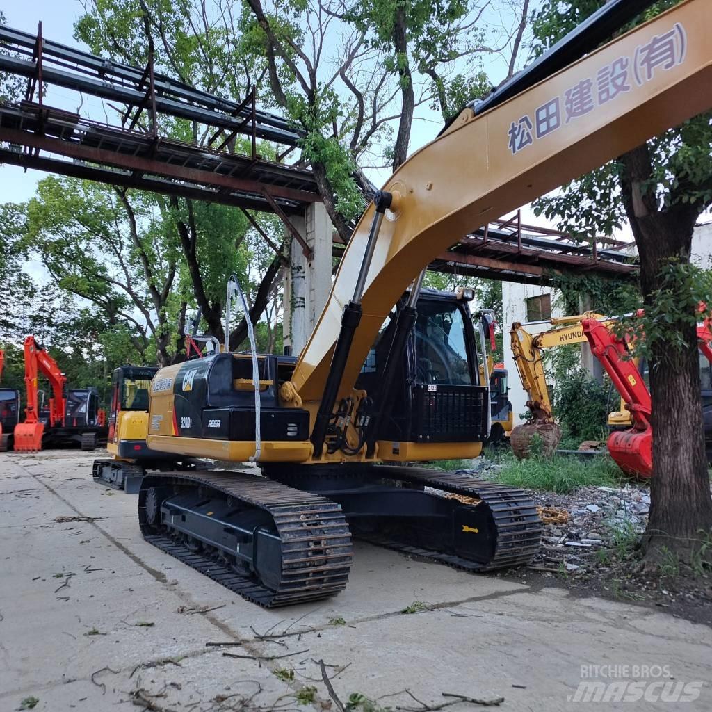 CAT 330 D Pásové rýpadlá