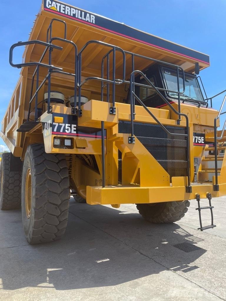 CAT Dumper 775E Pevné dempry