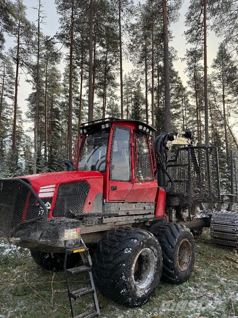Komatsu 875 Lesné traktory
