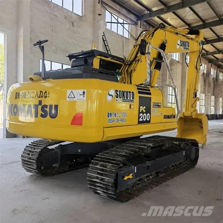 Komatsu PC200-8 Pásové rýpadlá