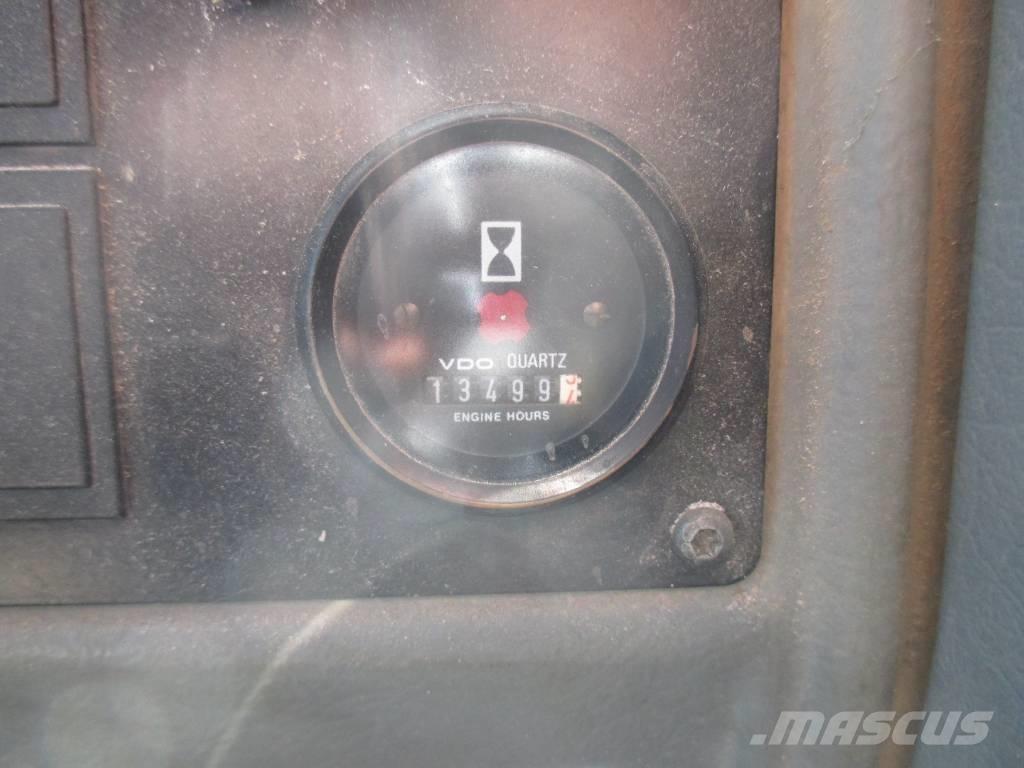 Volvo L 180 E Kolesové nakladače