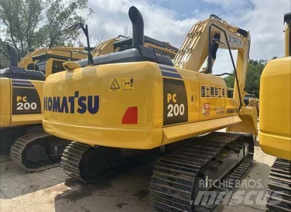 Komatsu PC 200 Midi rýpadlá 7 t - 12 t