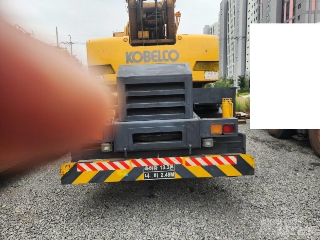 Kobelco RK 250-5 Žeriavy pre ťažký terén