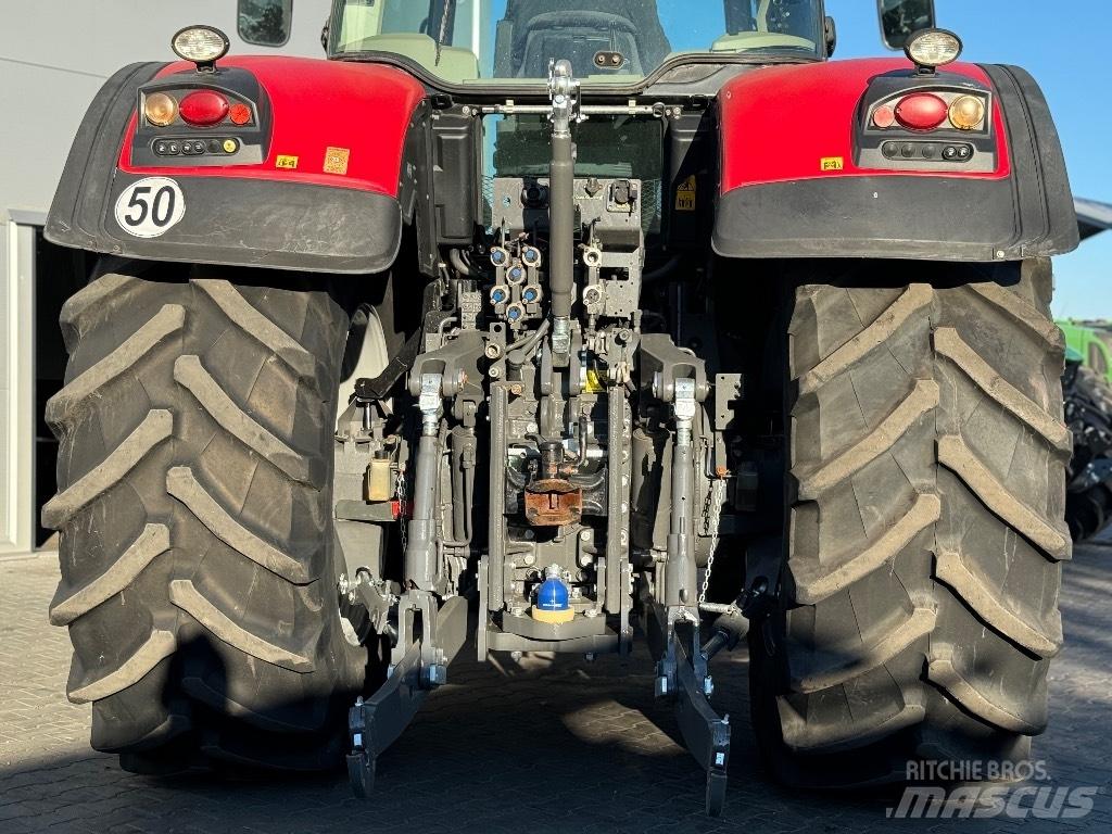 Massey Ferguson 8660 Traktory