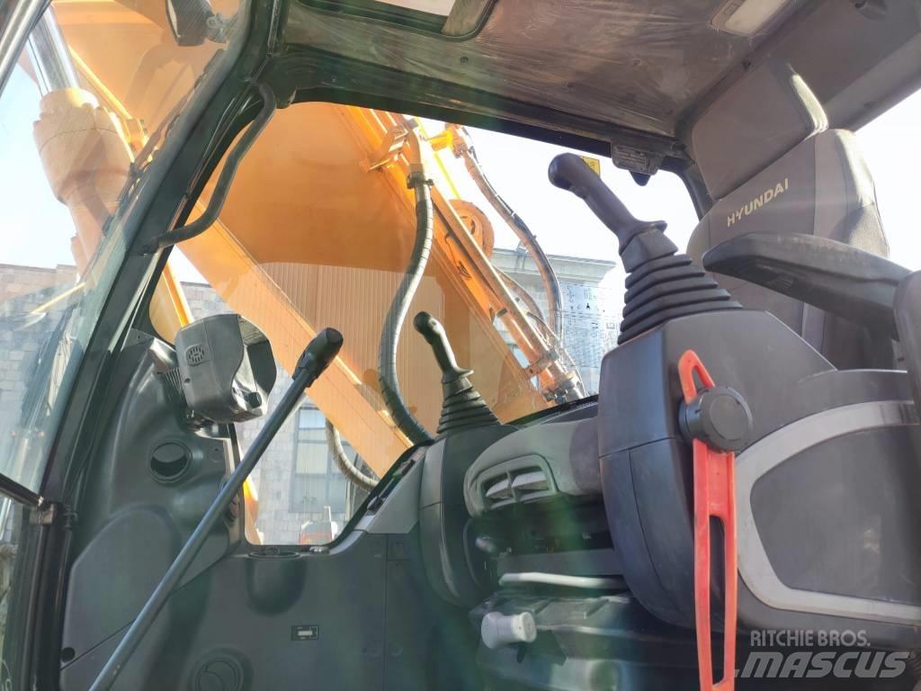 Hyundai R220NLC-9A Pásové rýpadlá