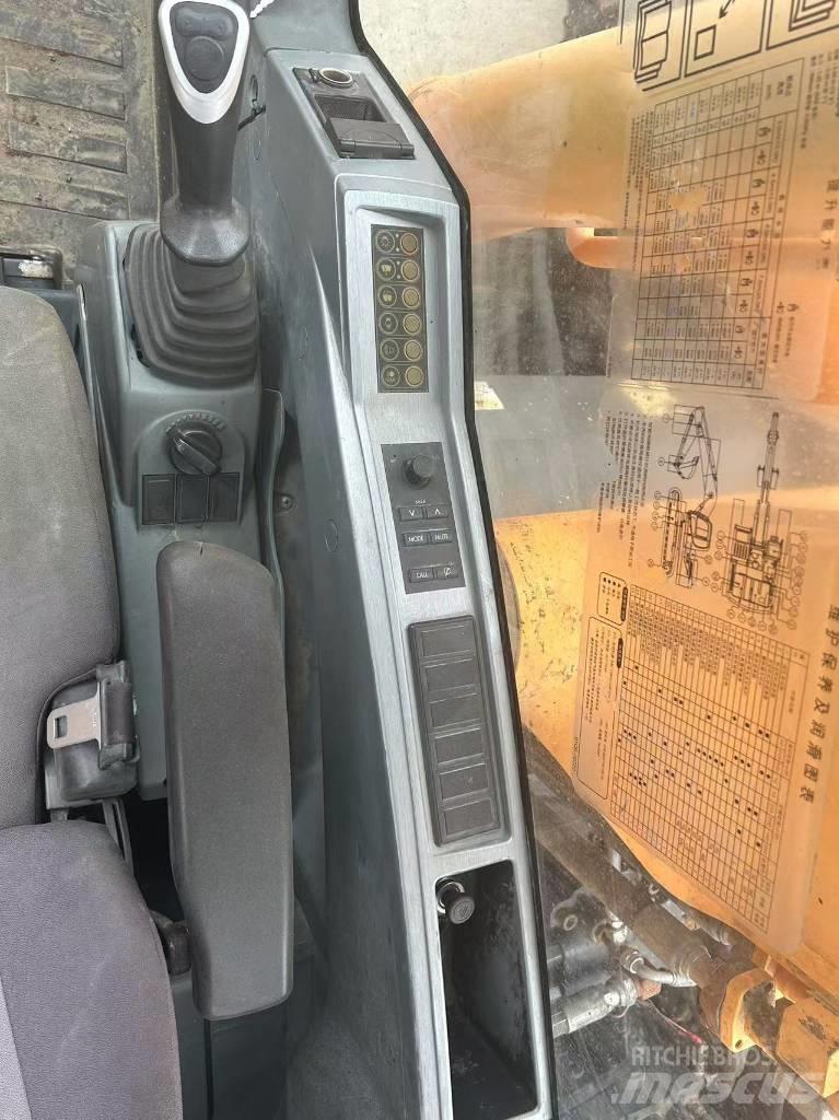 Hyundai R220LC-9S Pásové rýpadlá