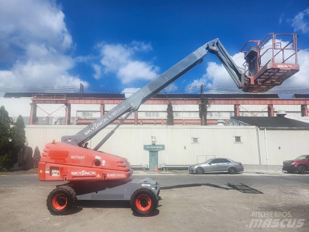 SkyJack SJ 45 T Teleskopické plošiny