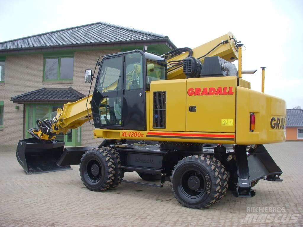 Gradall XL 4300 V Špeciálne bagre