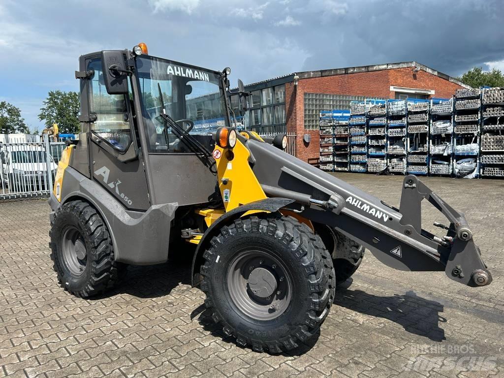 Ahlmann AX850 Kolesové nakladače