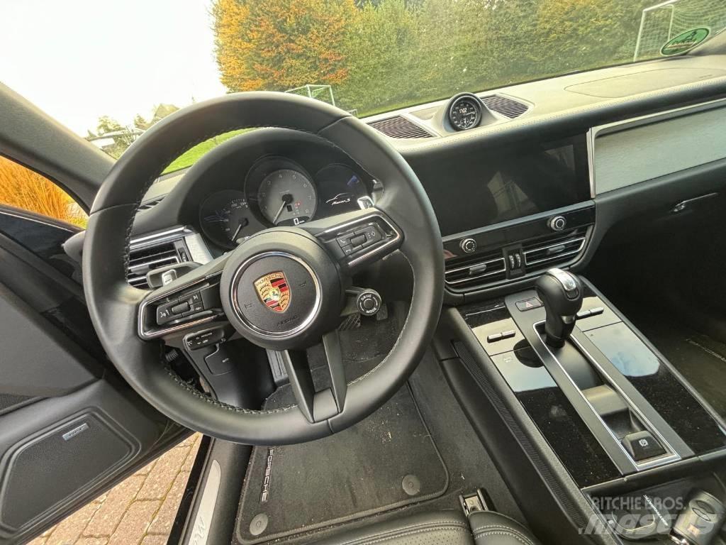 Porsche Macan S Automobily