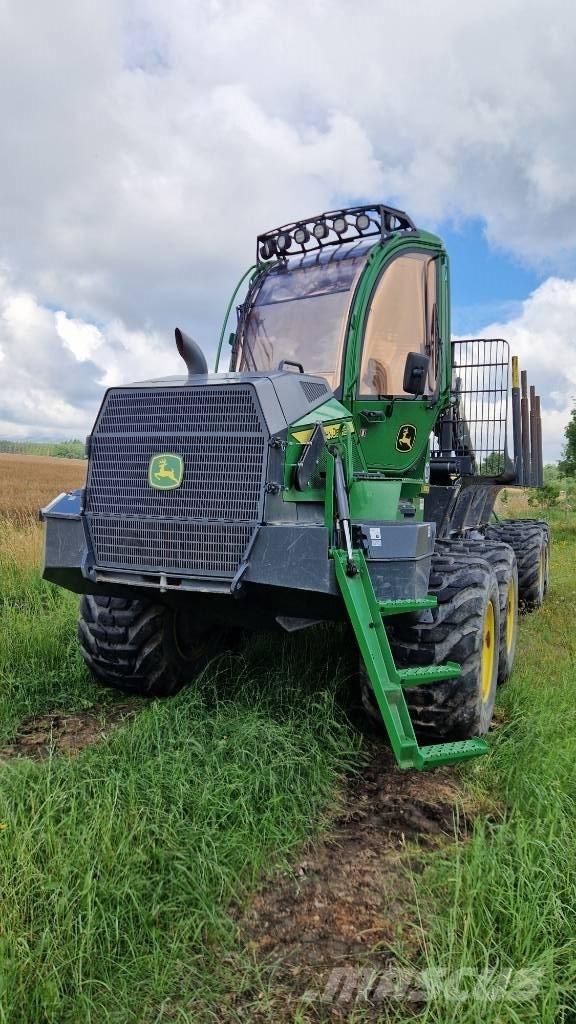 John Deere 1010G Lesné traktory