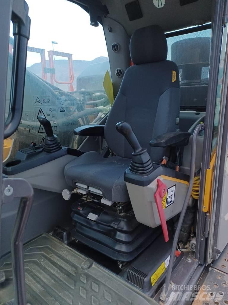 Volvo EC 380 EL Pásové rýpadlá
