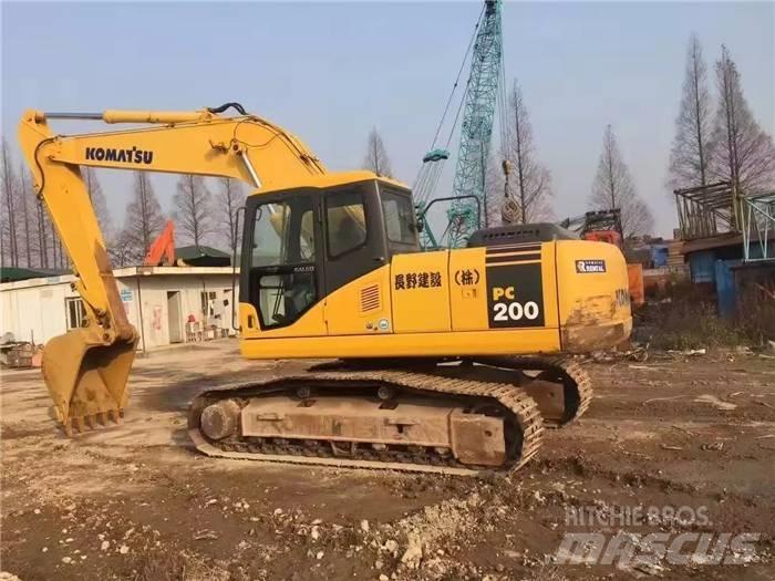 Komatsu PC 200-7 Pásové rýpadlá