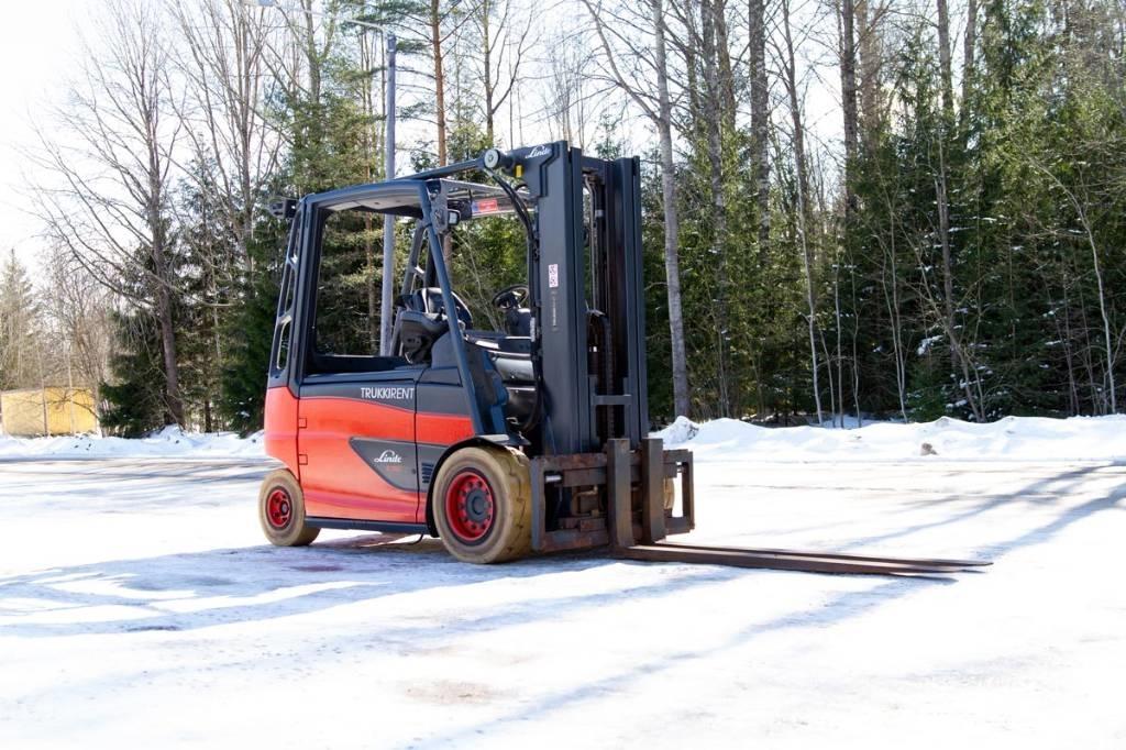 Linde E50 Akumulátorové vozíky