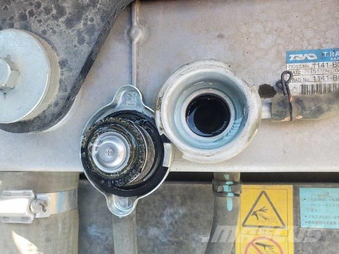 Komatsu PC 200 Pásové rýpadlá