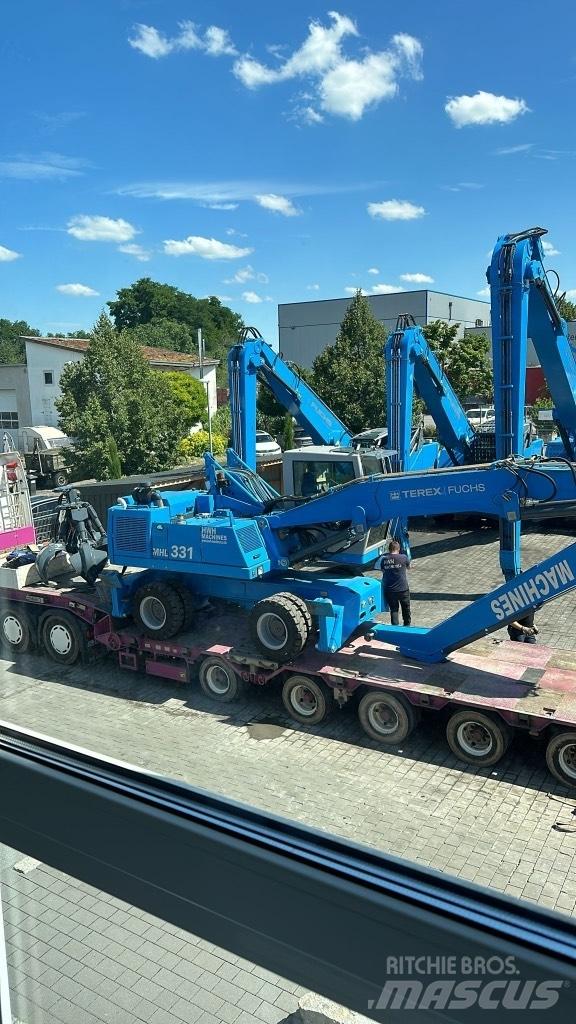 Fuchs MHL 331 C Stroje pre manipuláciu s odpadom