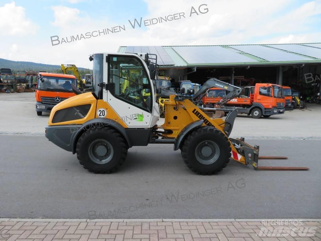 Liebherr L506C Kolesové nakladače