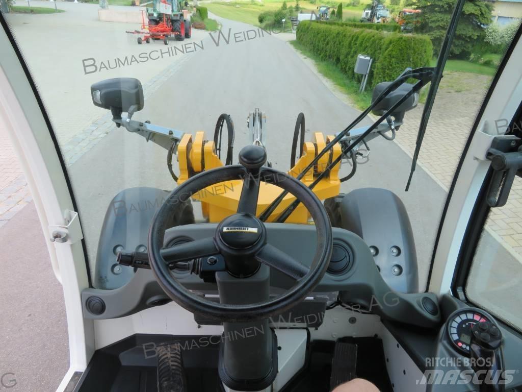 Liebherr L506C Kolesové nakladače