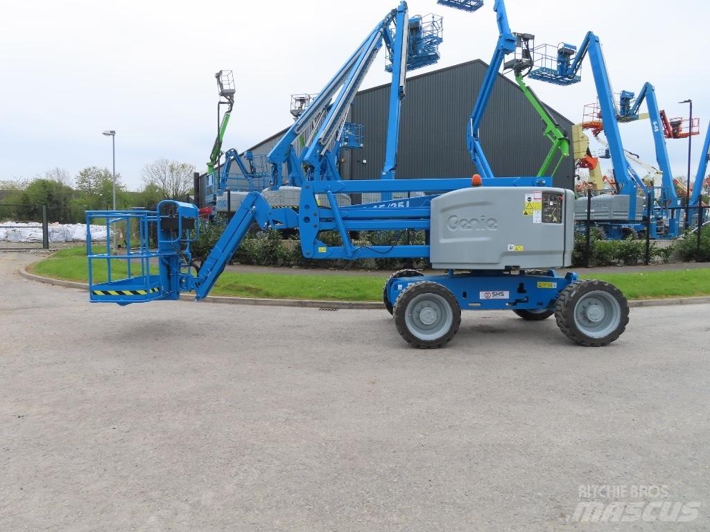 Genie Z 45/25 J Kĺbové plošiny