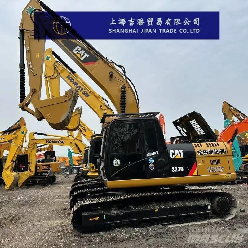 CAT 323 D Pásové rýpadlá
