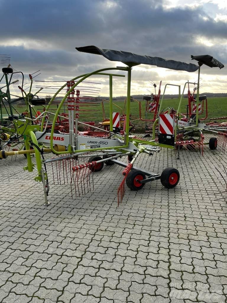 CLAAS Liner 450 Obracače a zhrabovače sena