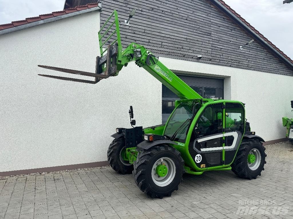 Merlo TF 33.7 Teleskopické manipulátory
