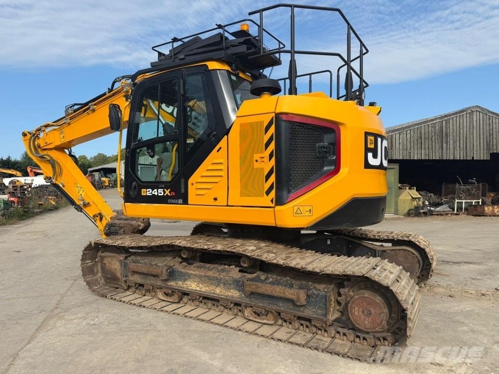 JCB 245 XLR Pásové rýpadlá