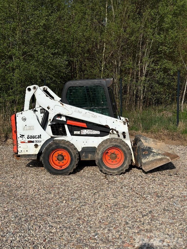 Bobcat S530 Šmykom riadené nakladače