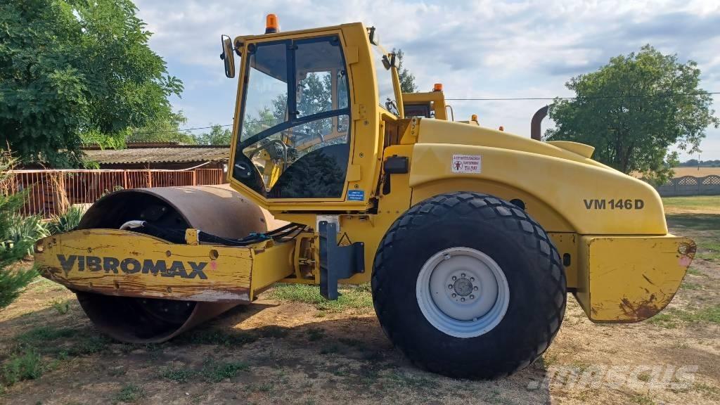 JCB VM 146 Ťahačové valce