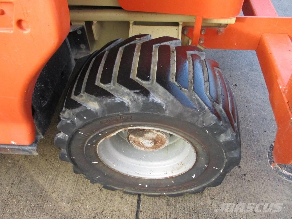 JLG 4394 RT Nožnicové zdvíhacie plošiny