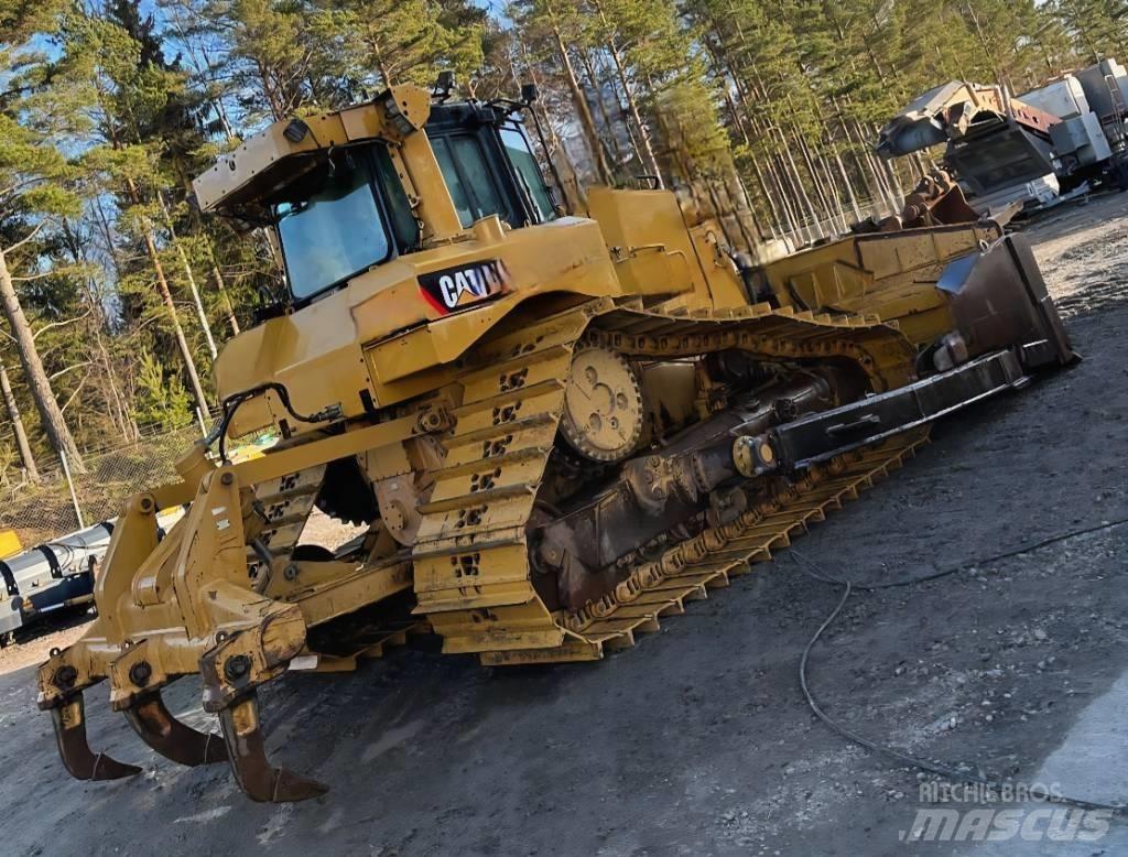 CAT D 6 T LGP Pásové dozéry