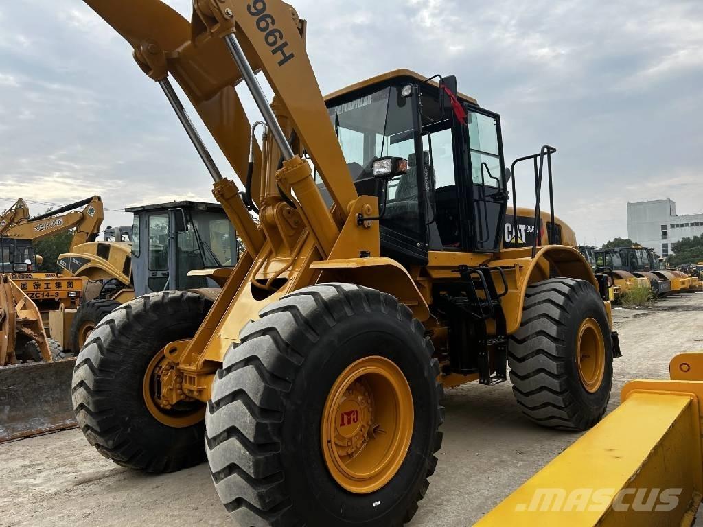 CAT 966H Kolesové nakladače