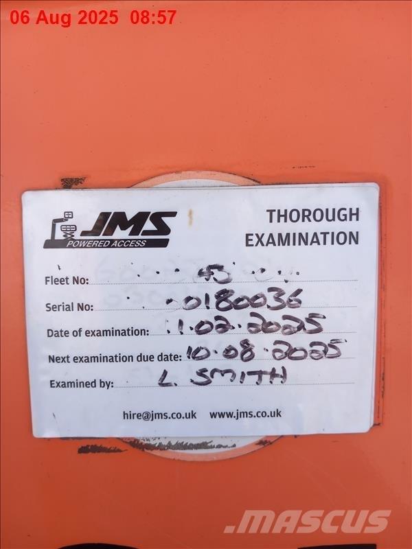 JLG 600 AJ Kĺbové plošiny