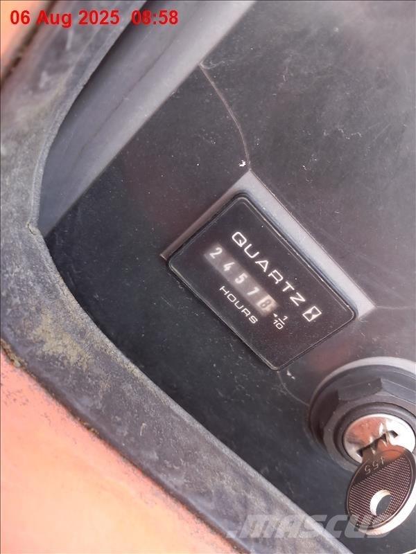 JLG 600 AJ Kĺbové plošiny