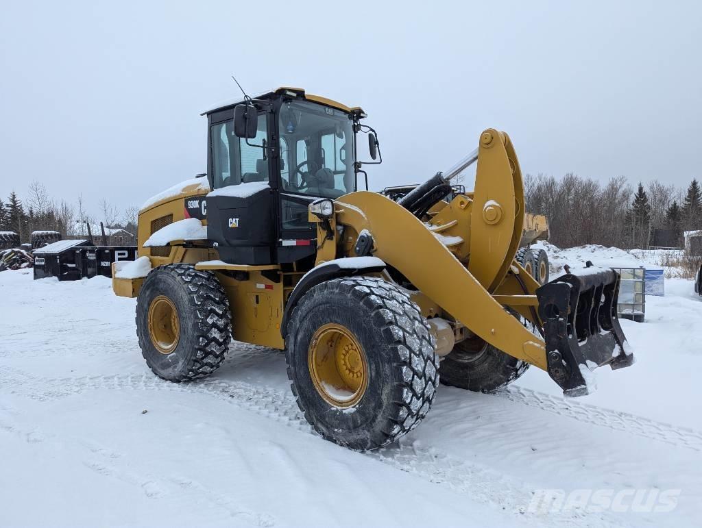 CAT 930 K Kolesové nakladače