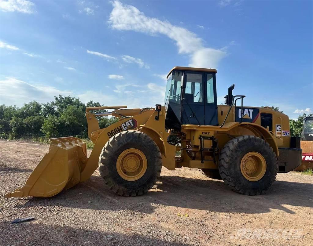 CAT 966 H Kolesové nakladače