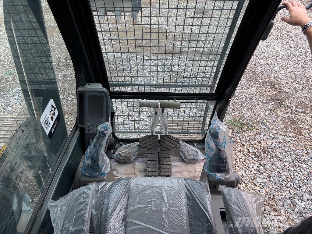 Hyundai Robex 220 LS Pásové rýpadlá